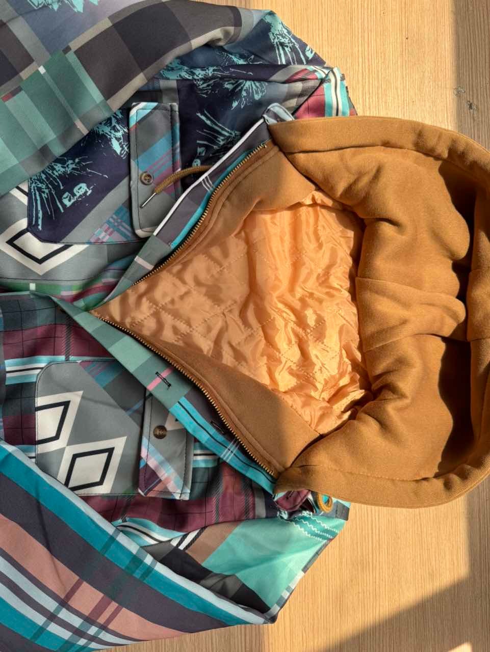 Mønstret patchwork-vest med rutemønster